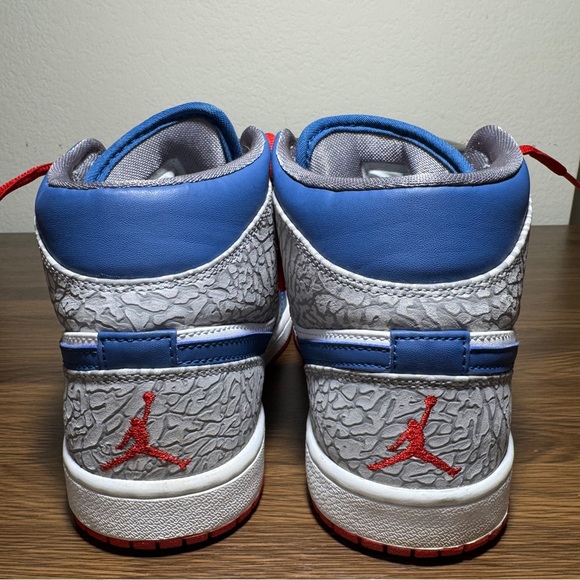 Nike Air Jordan 1 Mid Size 9 Men Shoes 554724 107 White/Fire Red-TR BL-CMNT GRY - Picture 4 of 11